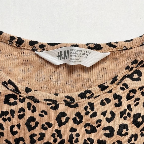 H&M Girl’s Leopard Print Long Sleeve Ruffle Top - 6-7Y - Picture 3 of 8